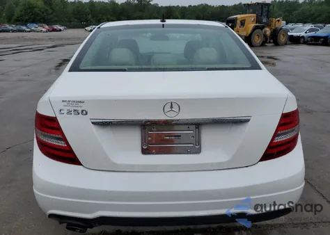 2014 Mercedes-Benz C 250 from USA, damaged, VIN WDDGF4HB3EA934865